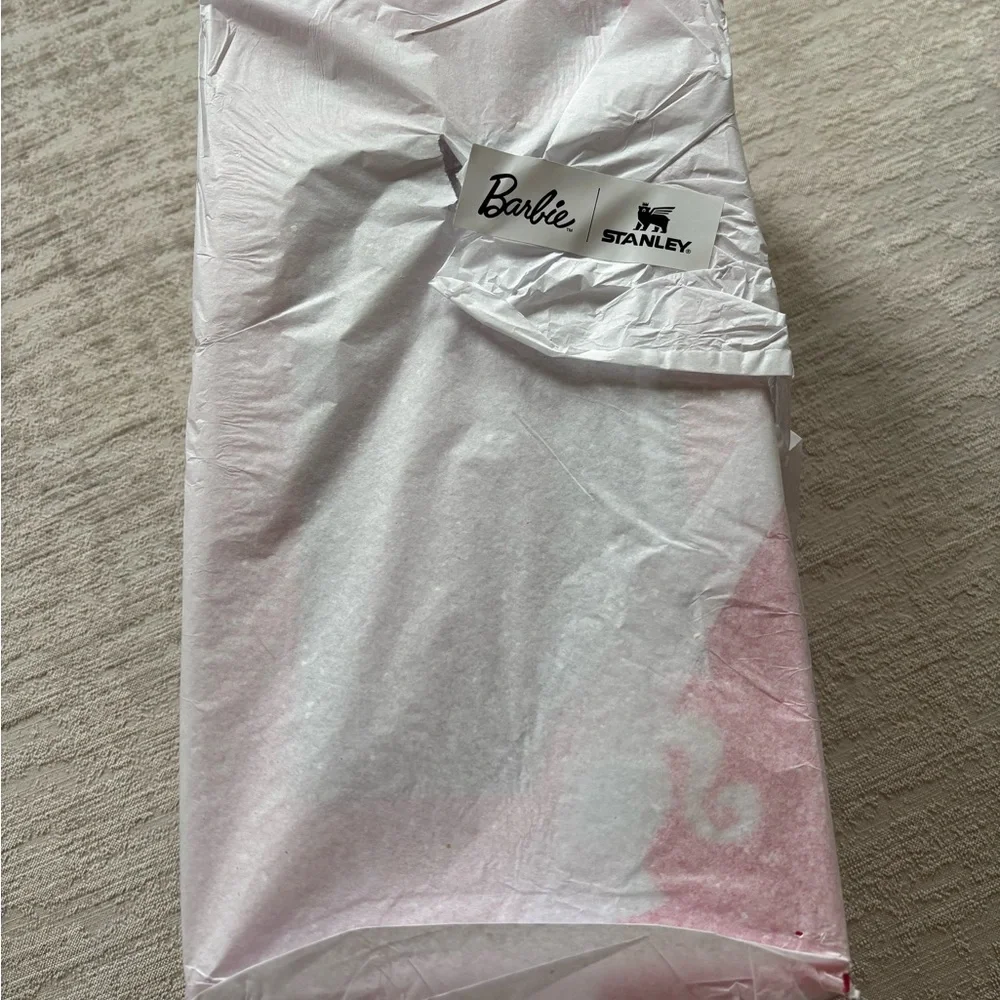 Stanley x Barbie Hot Pink Travel Tumbler - Picture 2 of 3